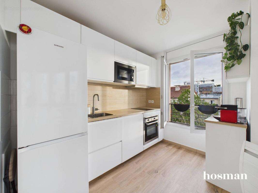 Appartement à CHARENTON-LE-PONT