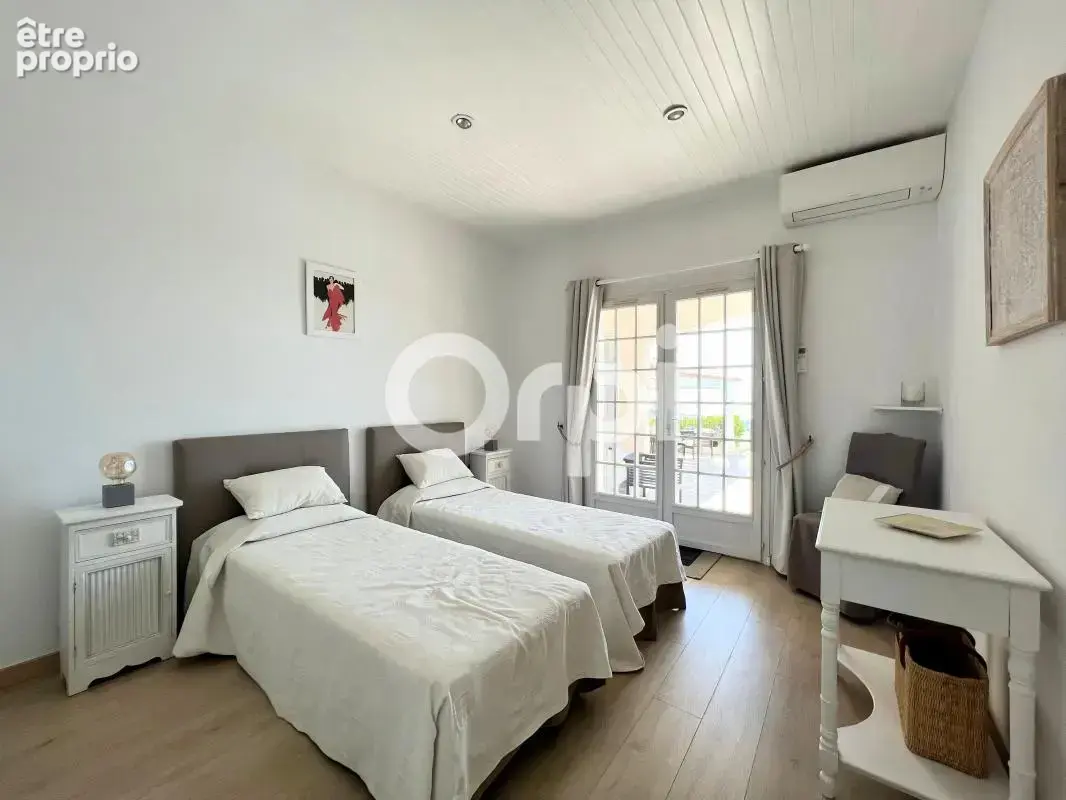 Charmante villa - vue mer - face à la baie de cannes - photo 21