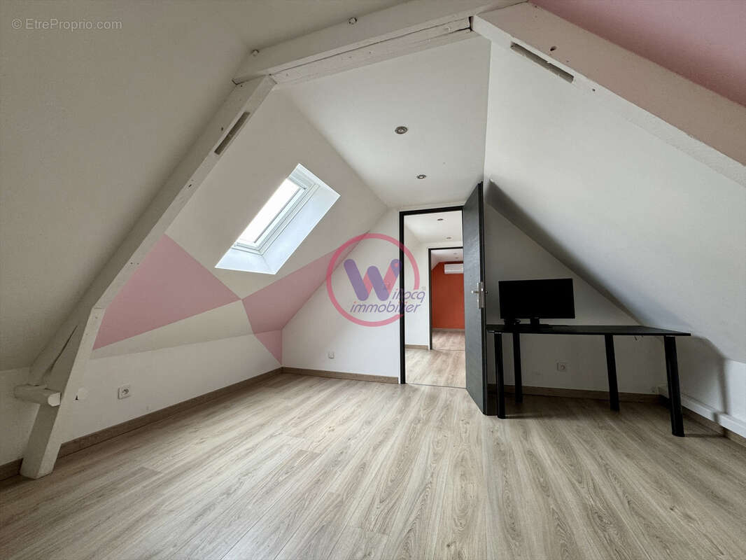 Maison à SERVINS