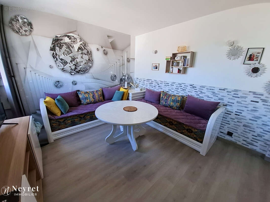 Appartement à CORBAS
