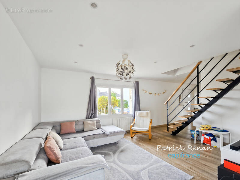 Maison à FONTENAY-LE-FLEURY