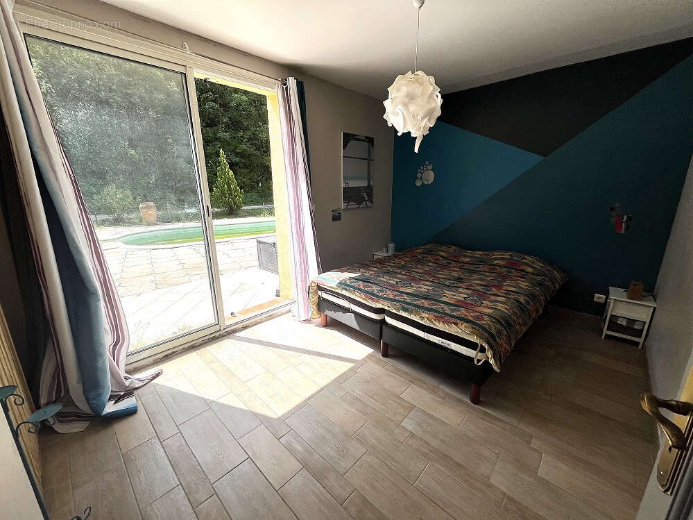 Maison à TOURVES