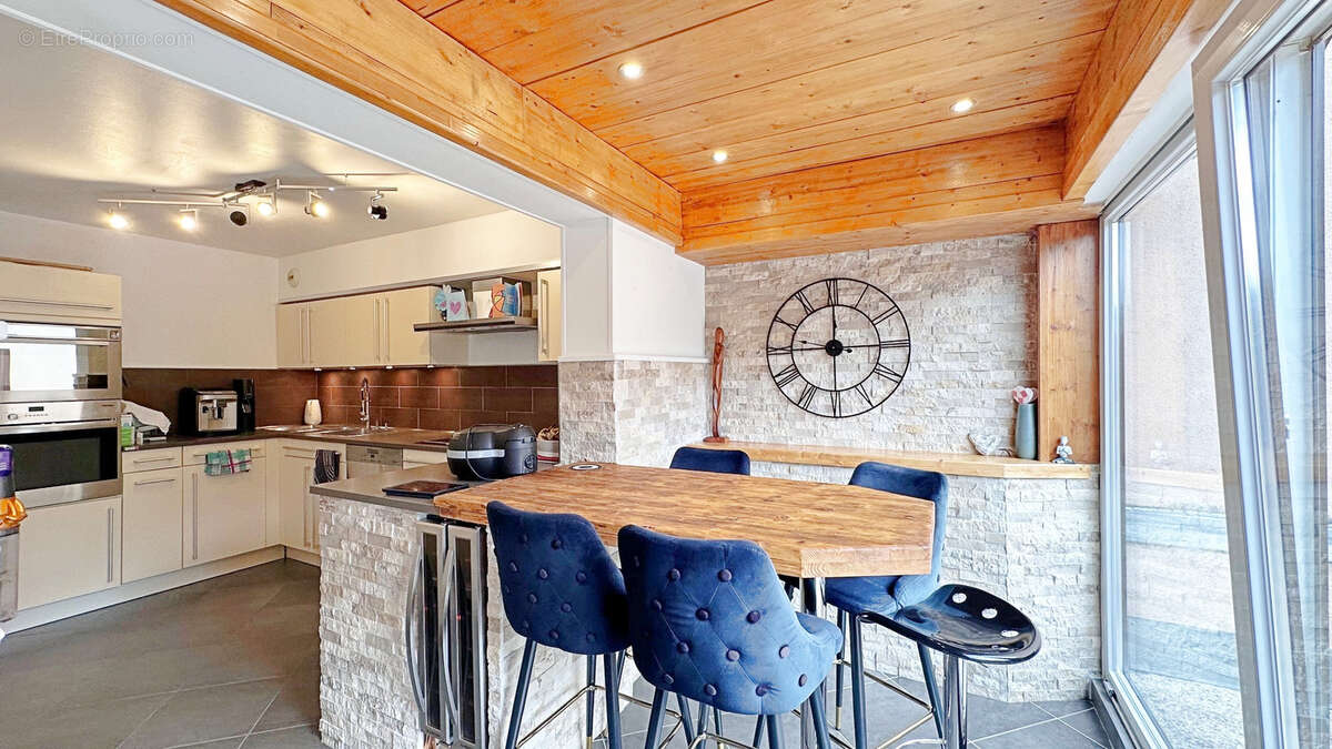 Appartement à SAINT-PIERRE-EN-FAUCIGNY