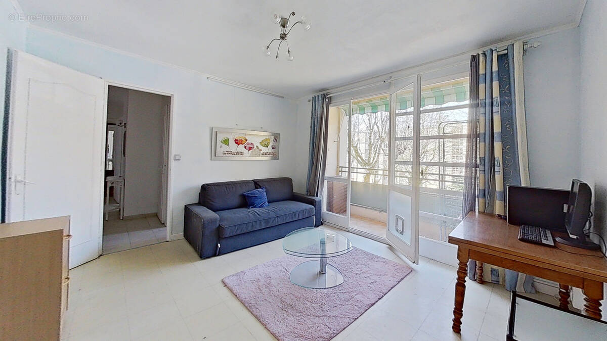 Appartement à LYON-5E