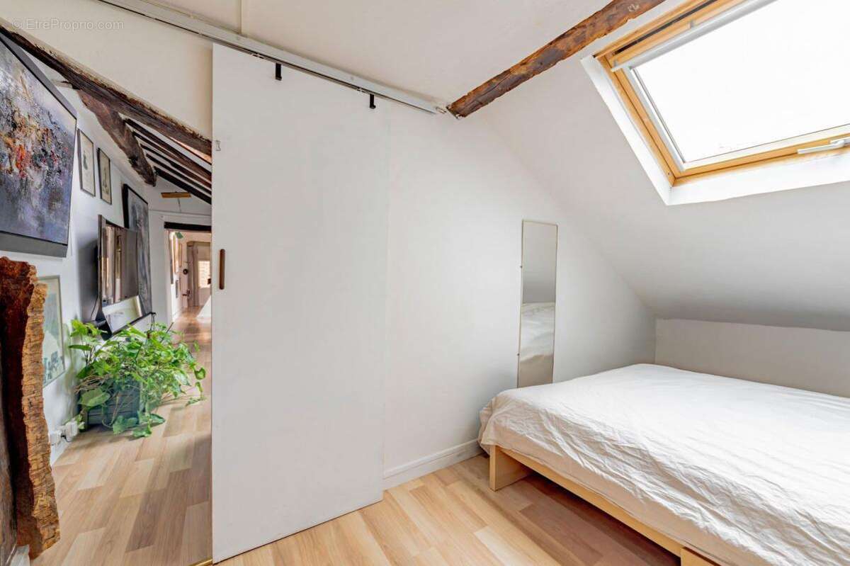 Appartement à PARIS-2E