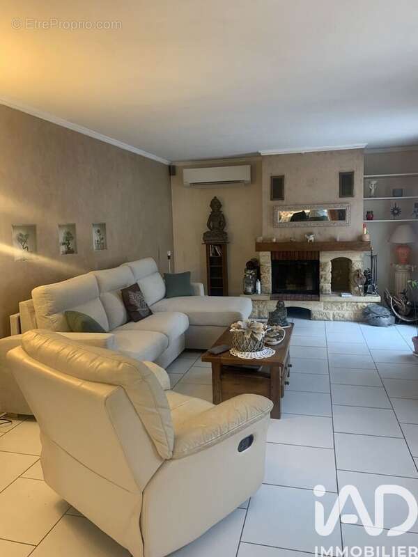 Photo 4 - Maison à SAINT-MAXIMIN-LA-SAINTE-BAUME