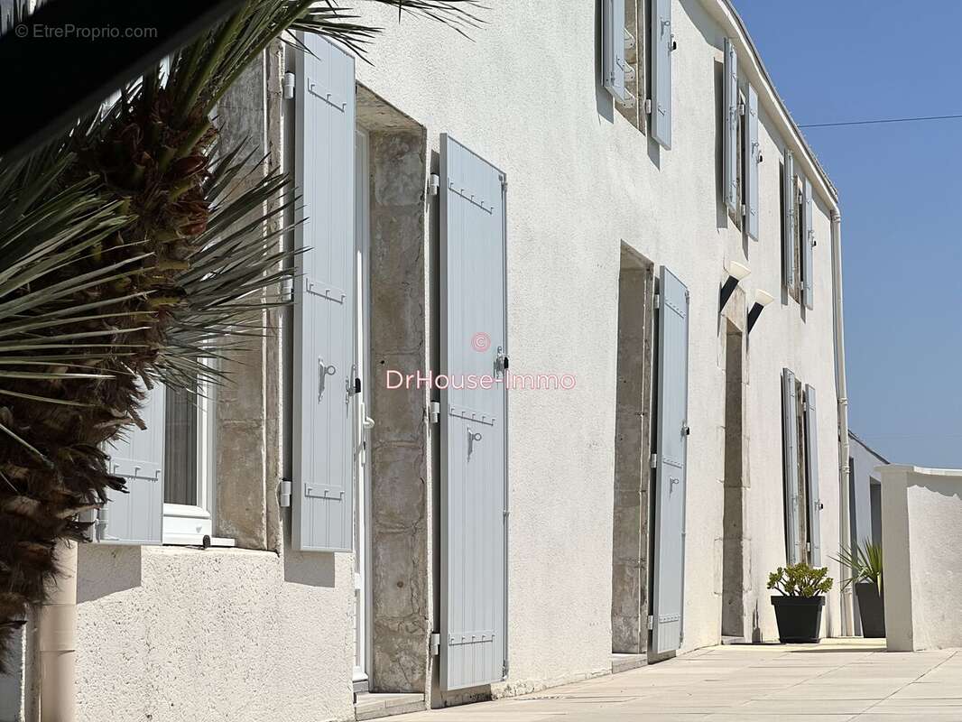 Maison 223 m² à Lucon  - photo 14