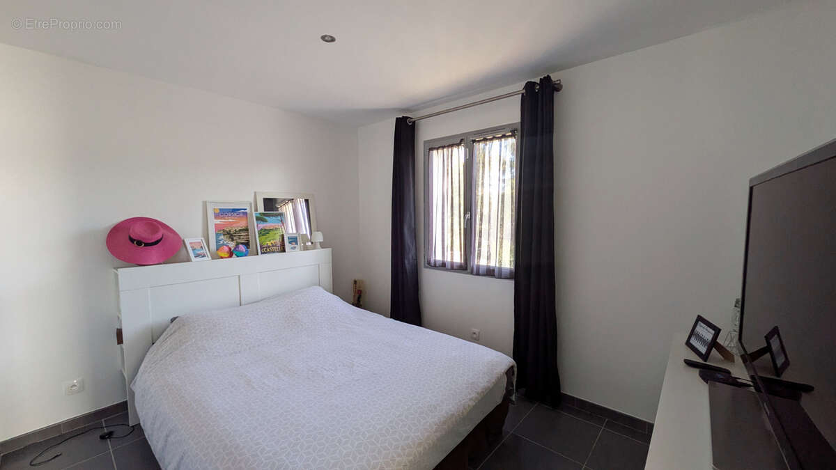 Maison à LE CASTELLET