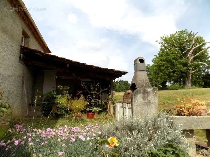 Maison à MIRANDE