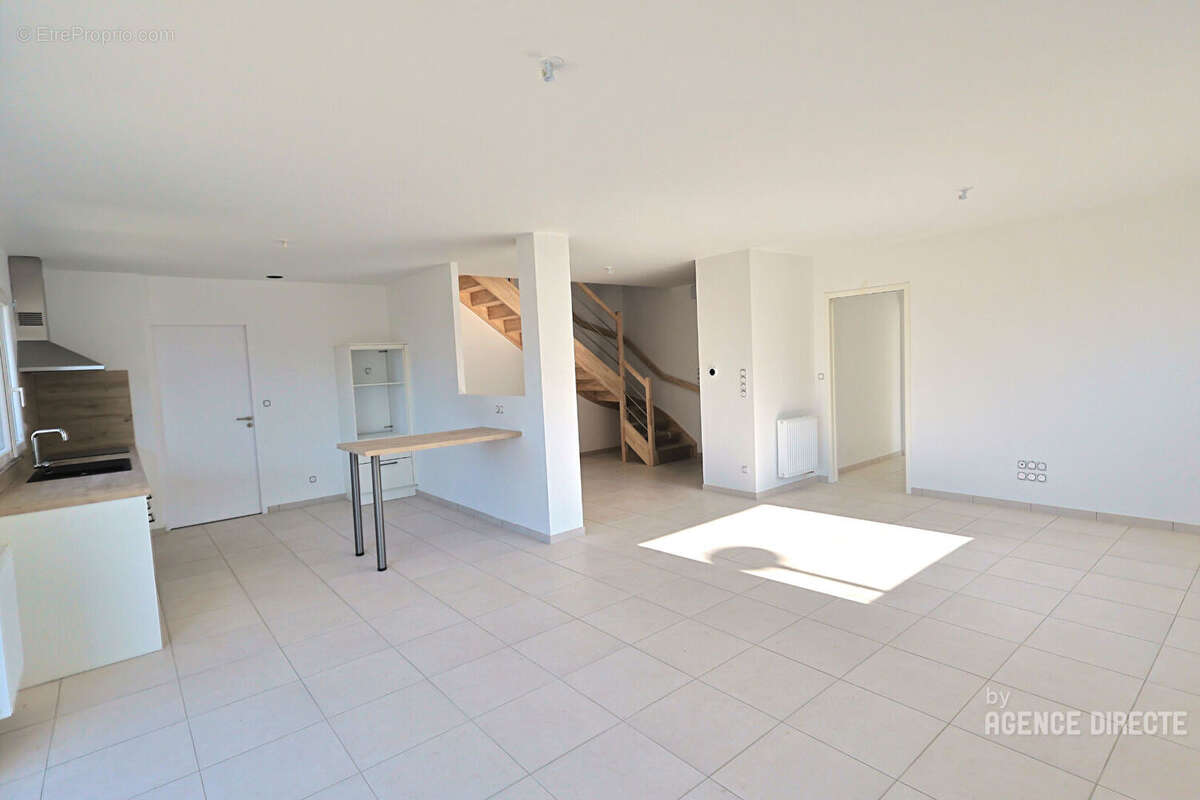 Maison à SAINT-PERE