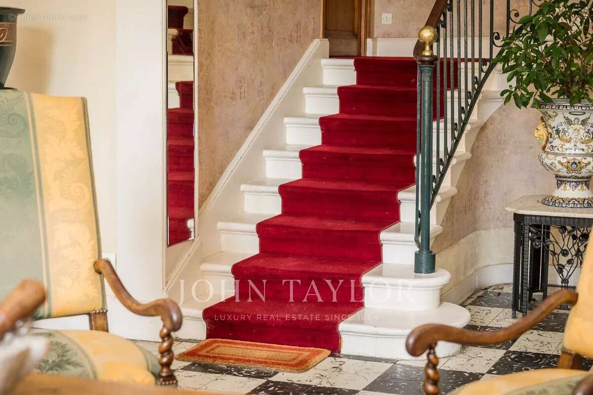 Maison de maître historique - parc de 1,3ha - john taylor - photo 14