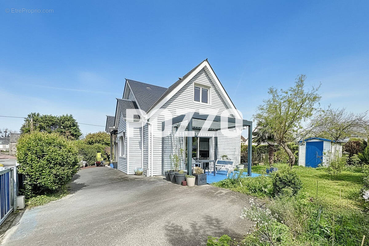 Maison à HAUTEVILLE-SUR-MER