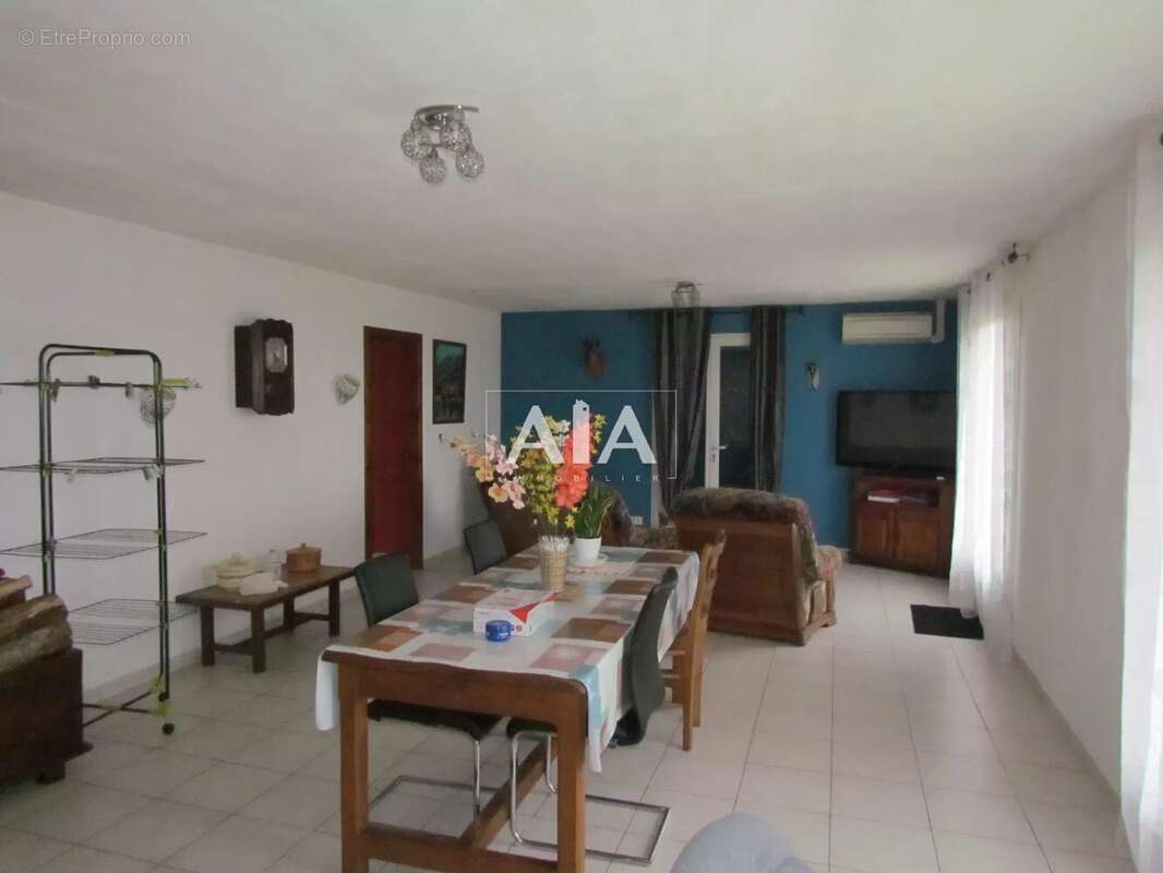 Maison à TAIZE-AIZIE