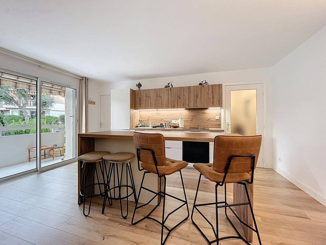 Appartement à SAINT-RAPHAEL