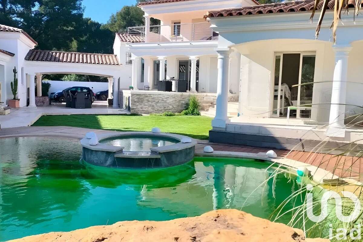 Photo 3 - Maison à SAINT-CYR-SUR-MER