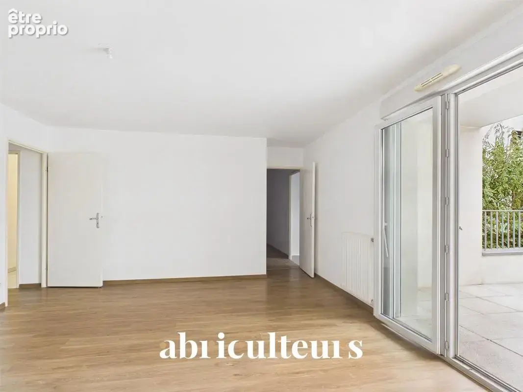 Appartement T3 Lumineux avec Terrasse de 18 m² & Parking en vente À 2 pas de la Cité du Vin Bordeaux (33300) - photo 10