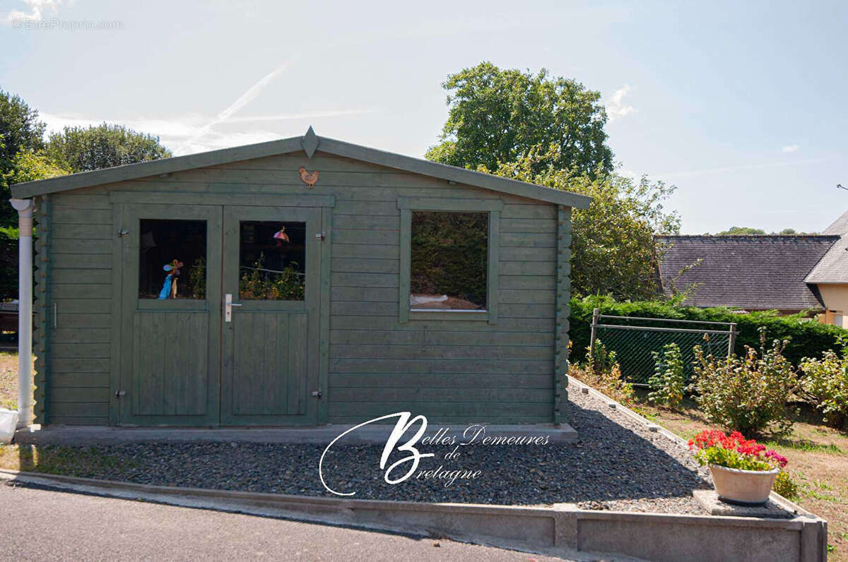 A vendre propriété ouverte sur son grand terrain constructible Côte de granit rose Bretagne - photo 18