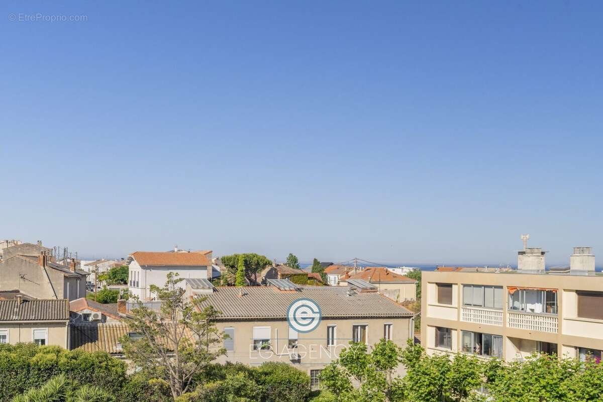 Appartement à MARSEILLE-8E