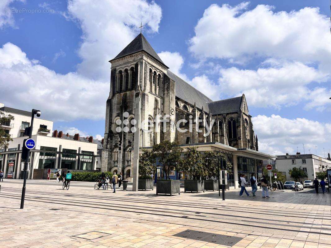 Commerce à TOURS