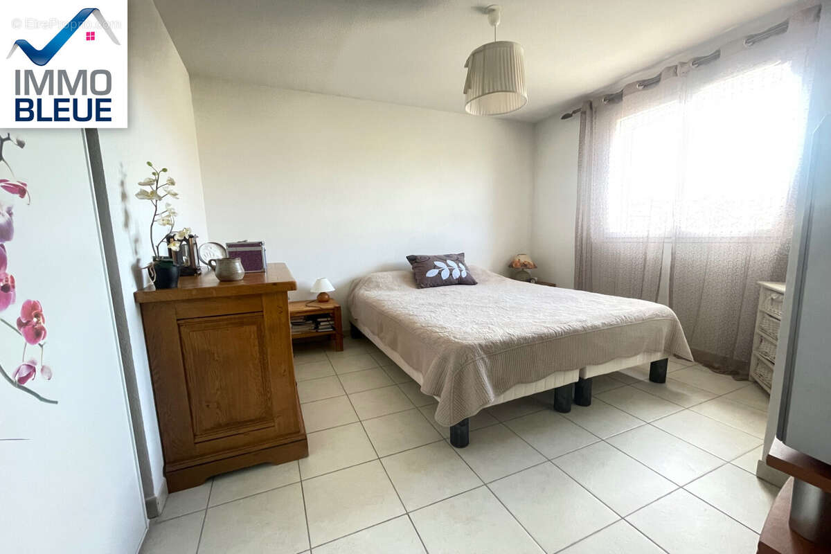 Maison à CHATEAUNEUF-LES-MARTIGUES