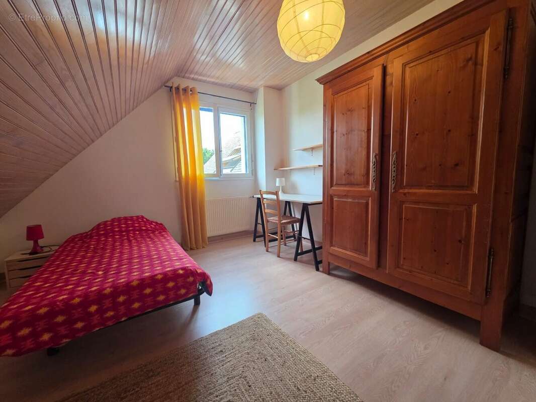 Maison 148 m² à Sene  - photo 8