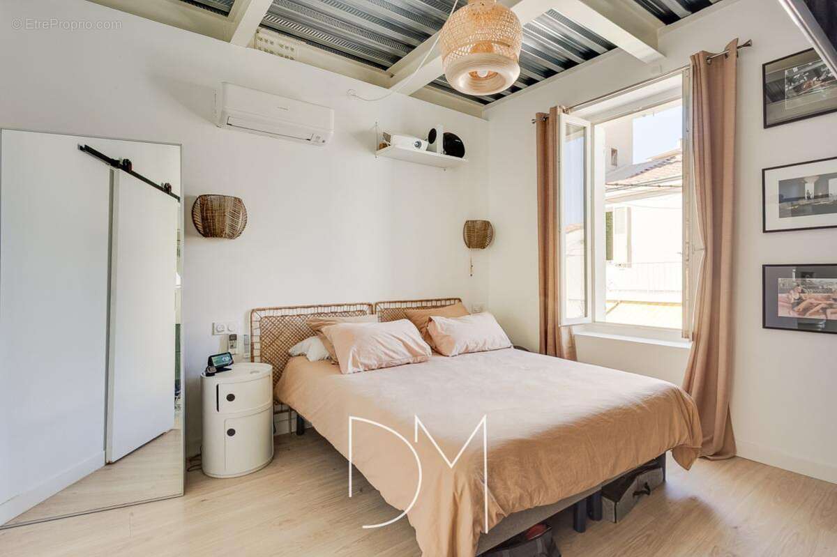 Appartement à MARSEILLE-8E