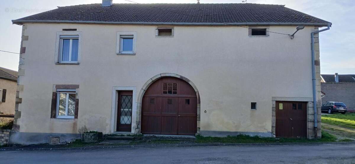 Maison à VILLERS-LES-LUXEUIL