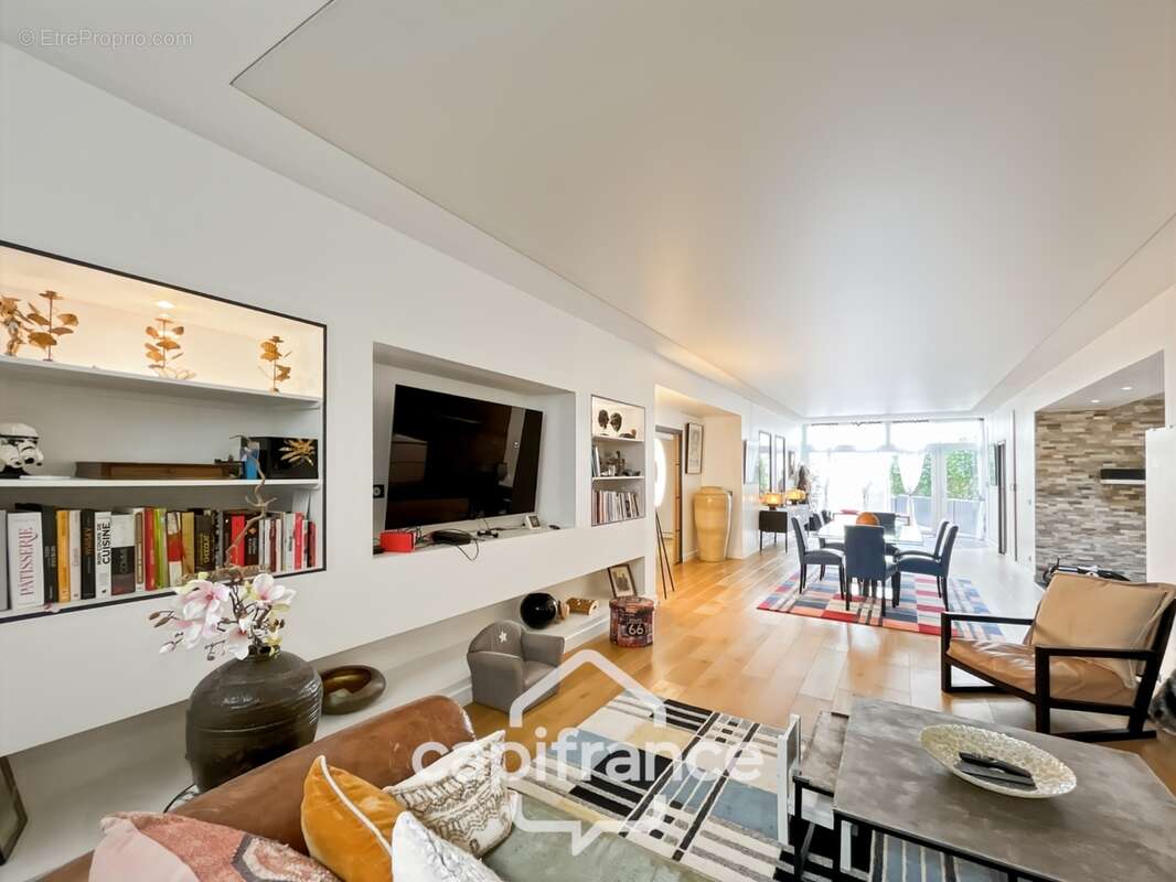 Appartement esprit maison – 164 m² – cour intérieure + box 1 voiture – rue Manessier – Nogent-sur-Marne - photo 2