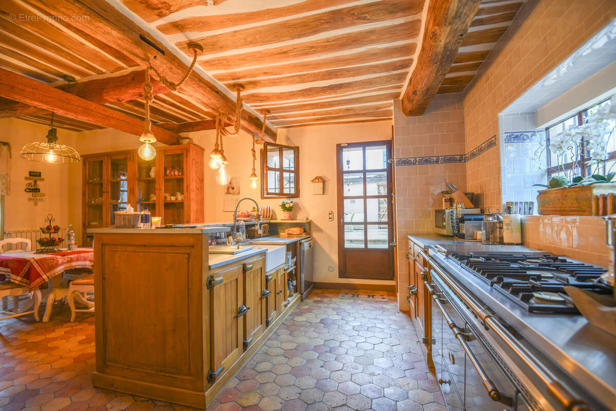 Maison à LE CANNET-DES-MAURES