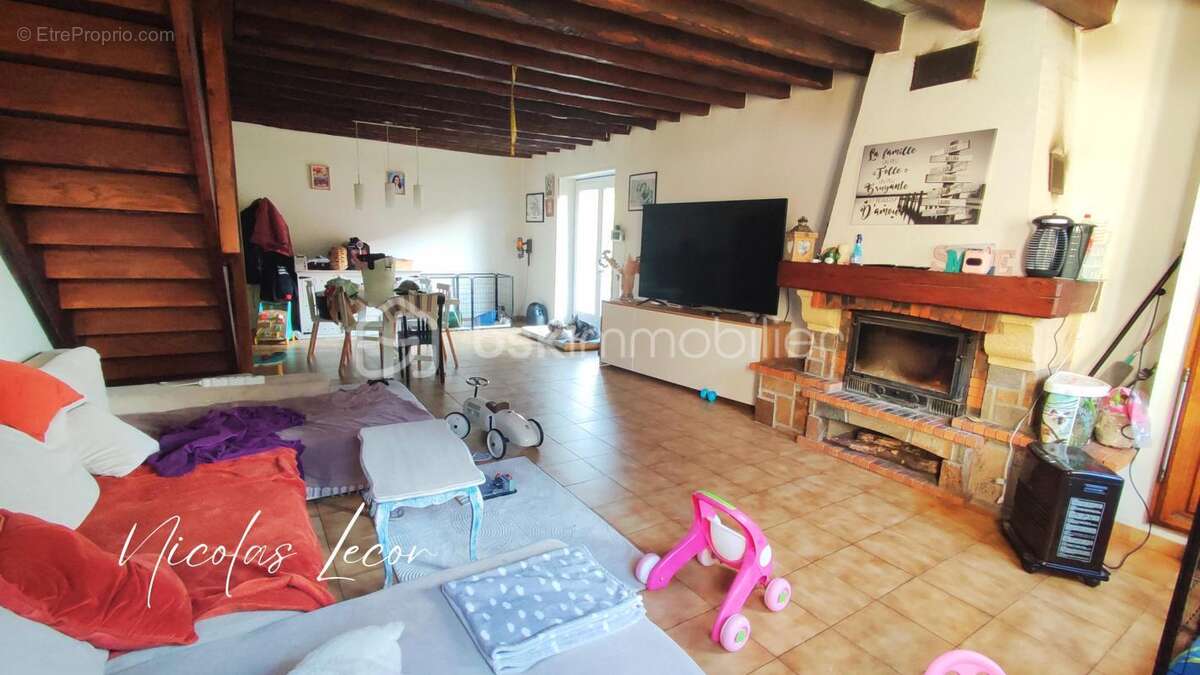 Maison à VIGNOUX-SUR-BARANGEON