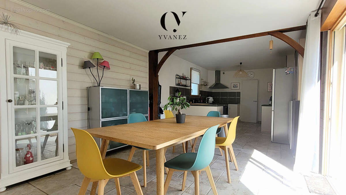 Maison de charme de 170 m2 avec 4 chambres aux portes de Châteaugiron - photo 7