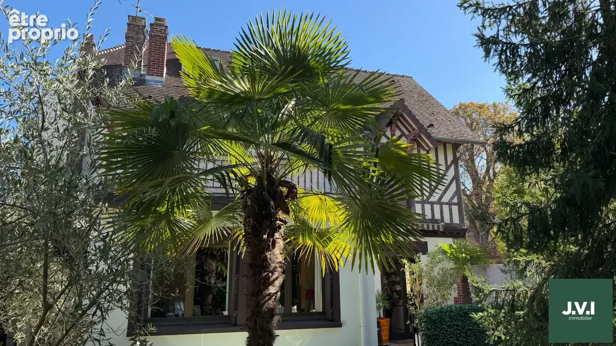 Photo Maison à Enghien-Les-Bains au prix de 875 000€