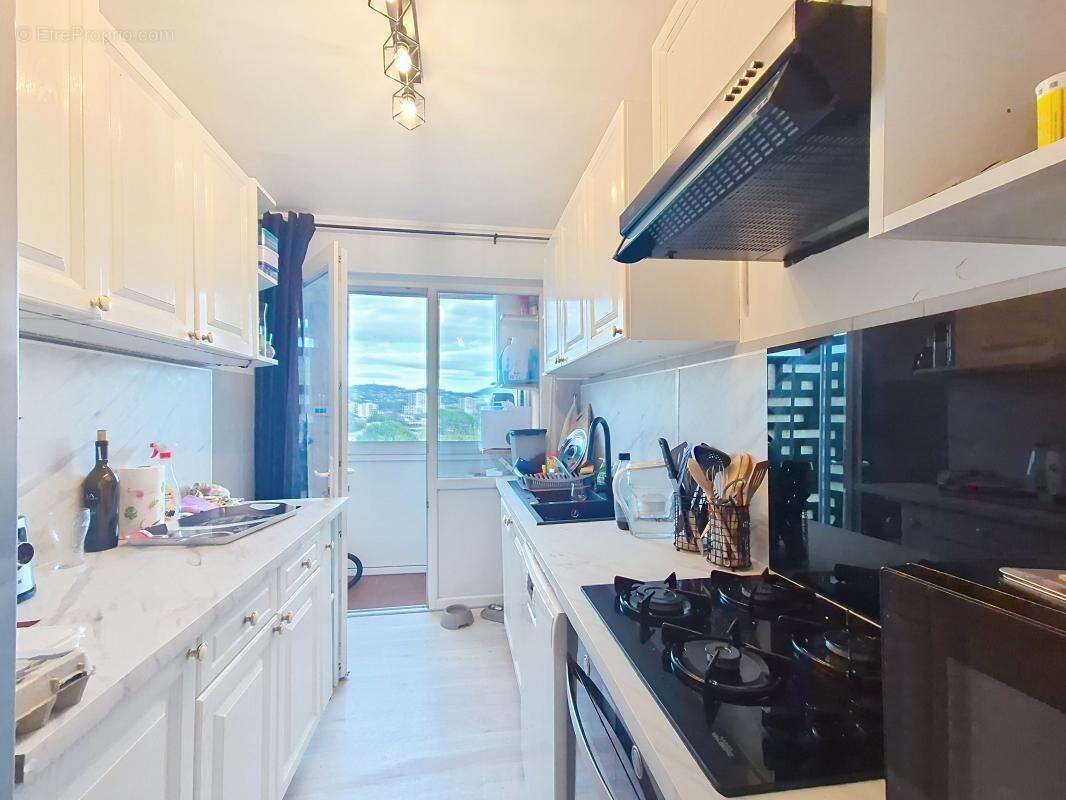 Appartement à LE CANNET