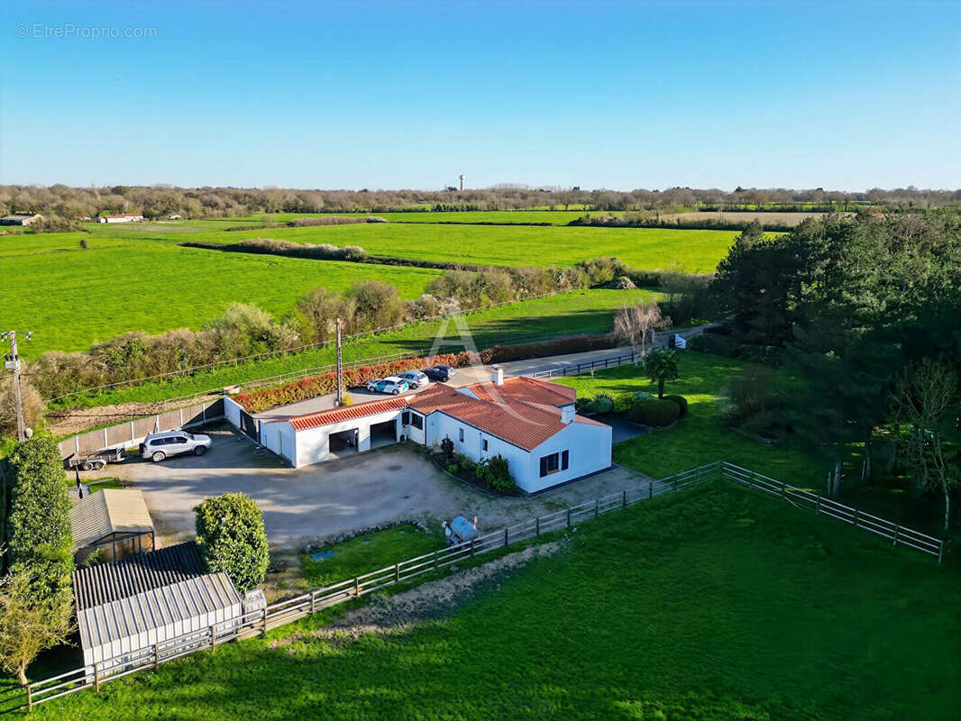 Maison à SAINT-GERVAIS