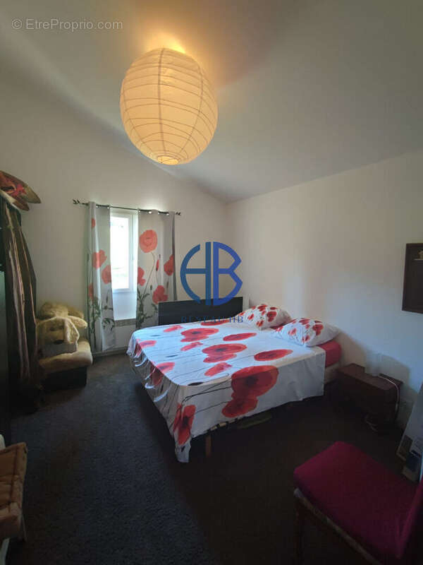 Maison à CASTELCULIER