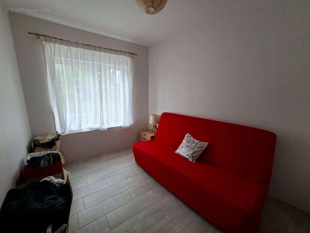 Maison à CHATEAUNEUF