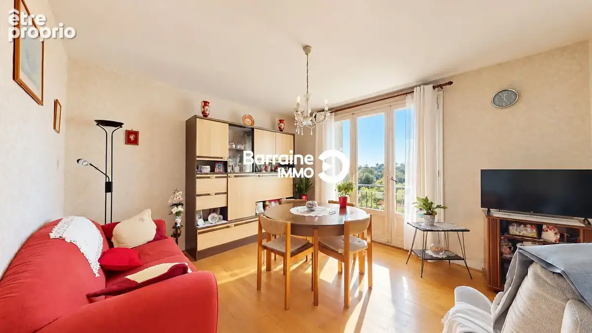 Appartement 3 pièces lumineux à vendre à Lorient, rare sur le marché - photo 2