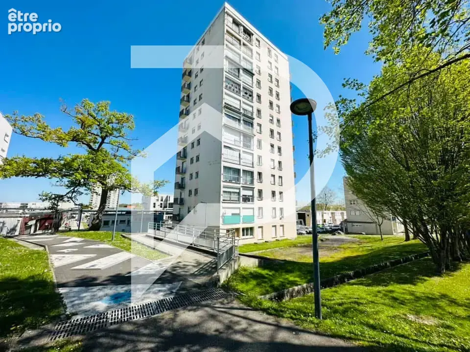 Appartement à MOURENX