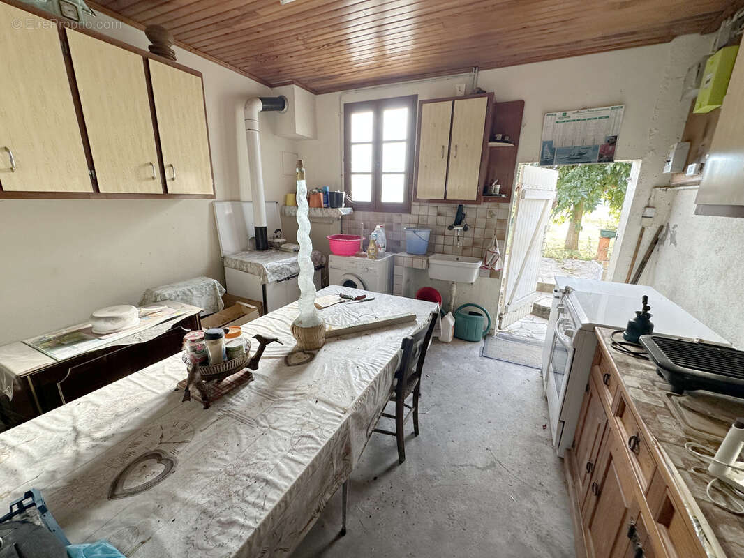Charme et Potentiel à la Campagne   Maison en Pierre avec T2 Attenant - MARMANDE - photo 10