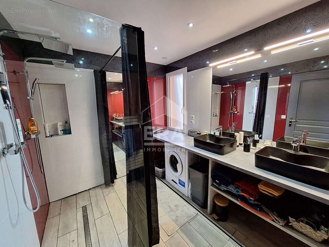 Maison à MONTPON-MENESTEROL