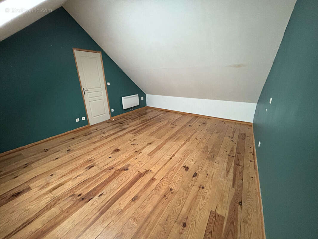 Appartement à GUISE