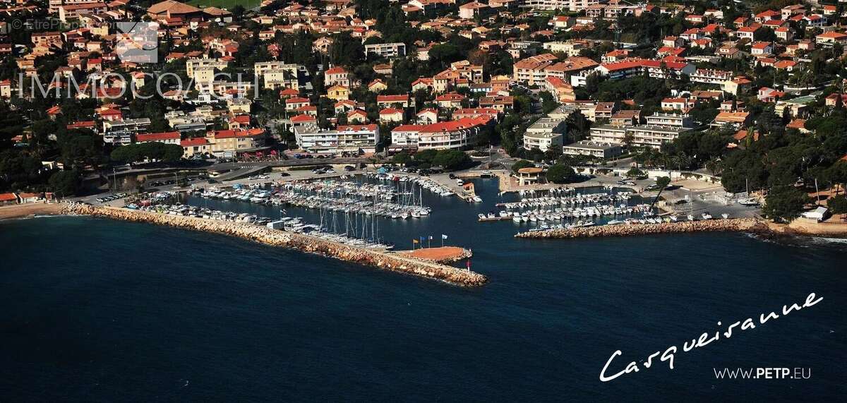 Maison à CARQUEIRANNE