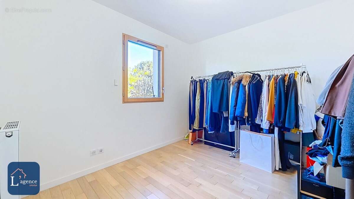 Appartement à PREVESSIN-MOENS