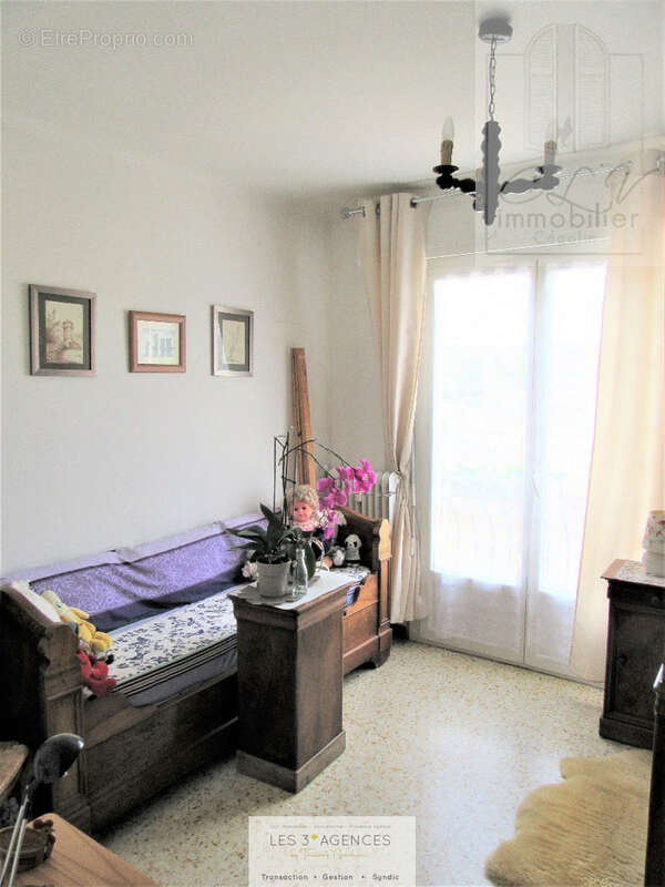 Appartement à COGOLIN