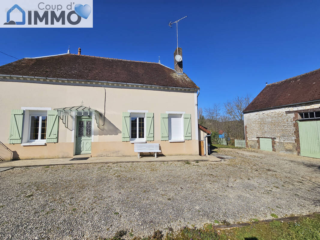 Maison à EAUX-PUISEAUX