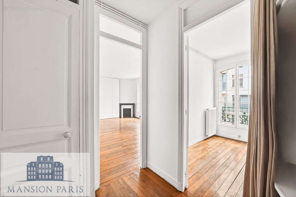 Appartement à MONTROUGE