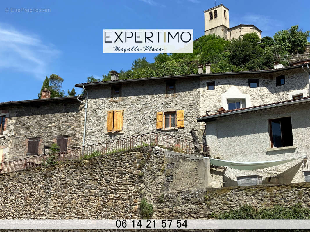 CHARMANTE et GRANDE maison de village en pierres de 90m2 avec terrasse et dépendances - photo 14
