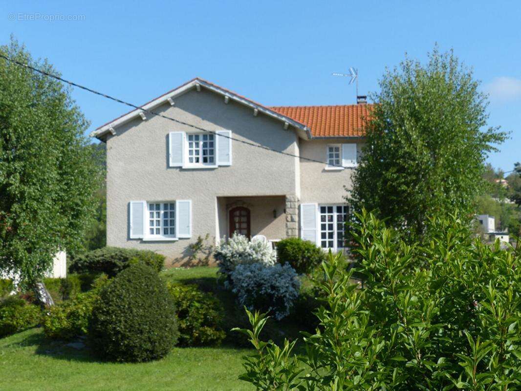 Maison à COUBON