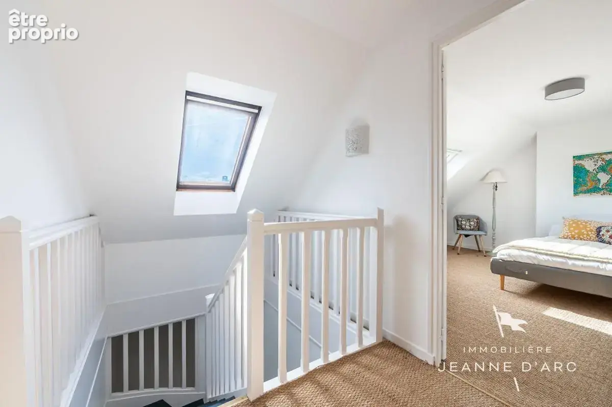 Les Loges-en-Josas – Maison familiale de 190 m², 5 chambres et jardin - photo 15