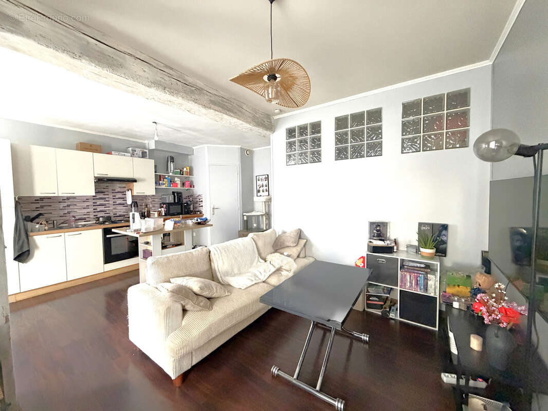 Appartement à HOUDAN